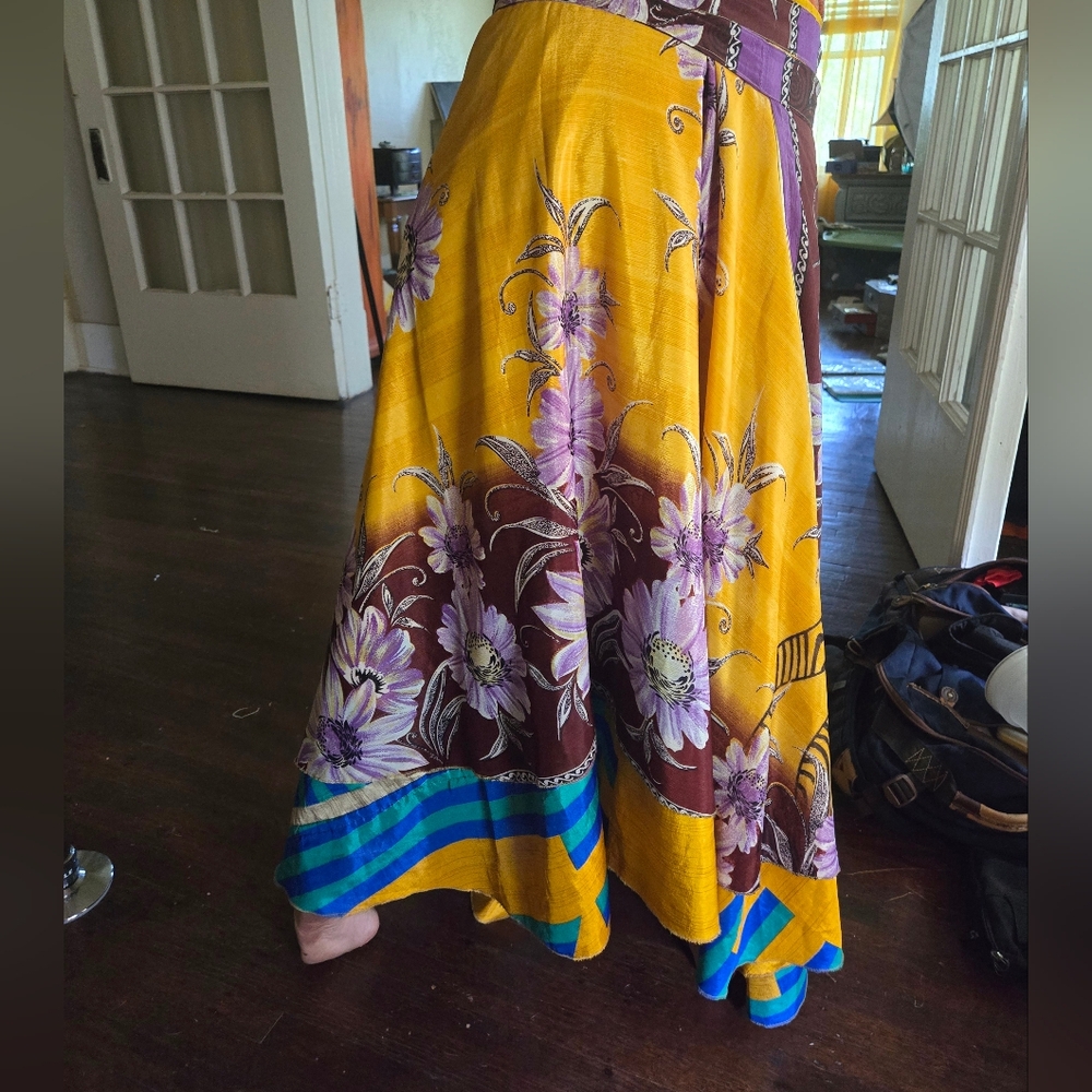Reversible wrap skirt
